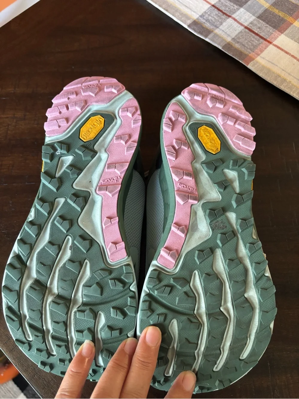 7.5 Women’s Altra Athletic Shoes- Light Green with Labender Accents